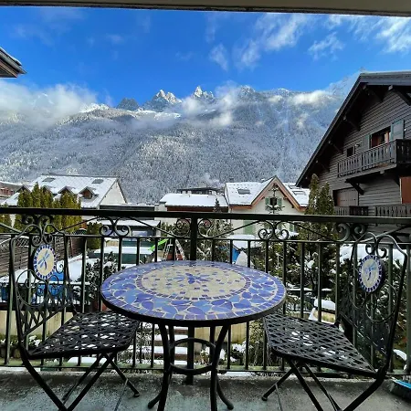 Downtown & Stunning Mountain View Apartamento